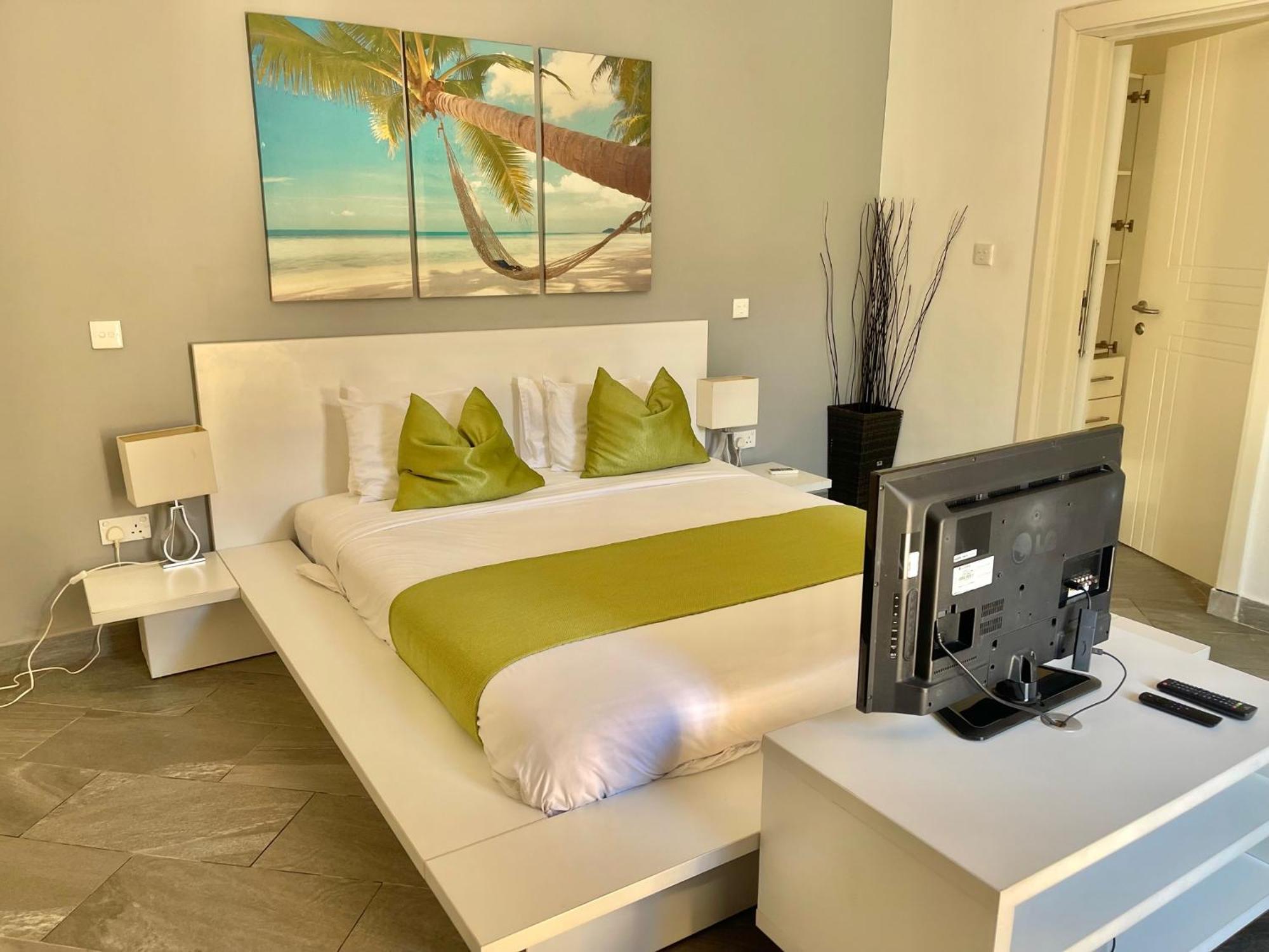 Amber Villas Diani Диани-Бич Экстерьер фото